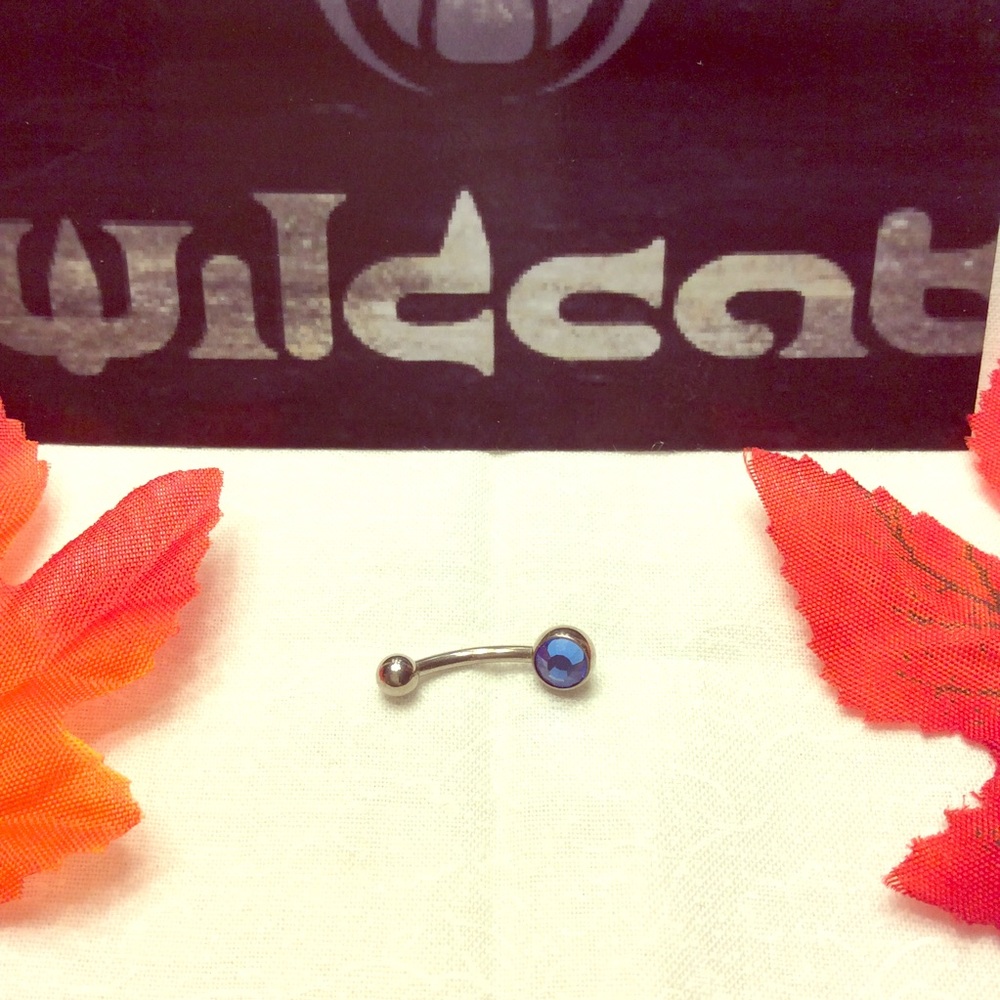 Wildcat Jeweled Mini Bananabell Belly Piercing